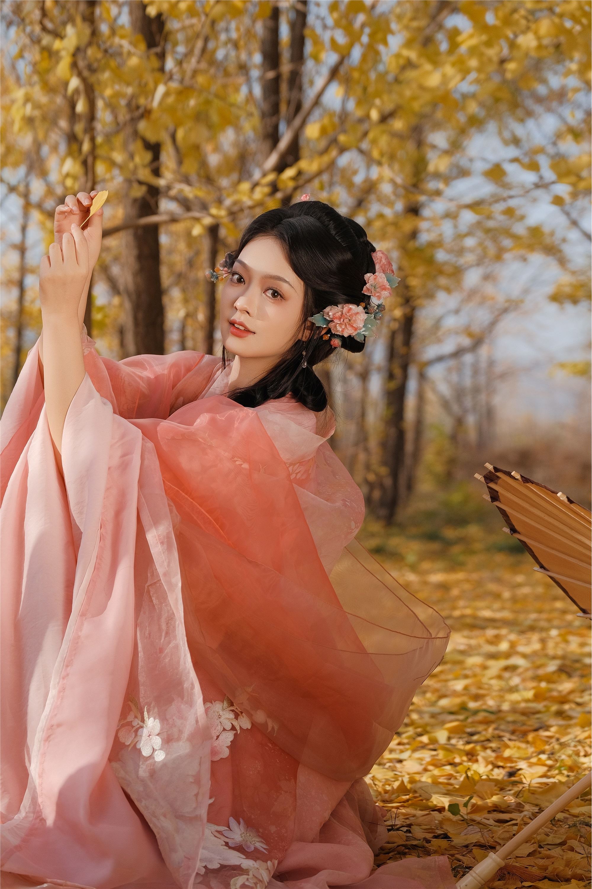 YITUYU艺图语 2025.01.06 秋意浓 秋秋